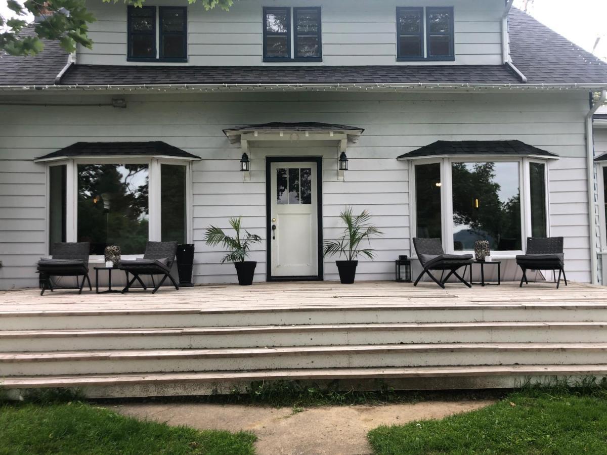 Auberge La Maison Bellemare Bed & Breakfast Saint-Jean-des Piles Bagian luar foto